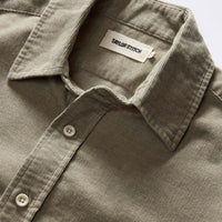 Taylor Stitch - The Short Sleeve California in Heather Moss Cord