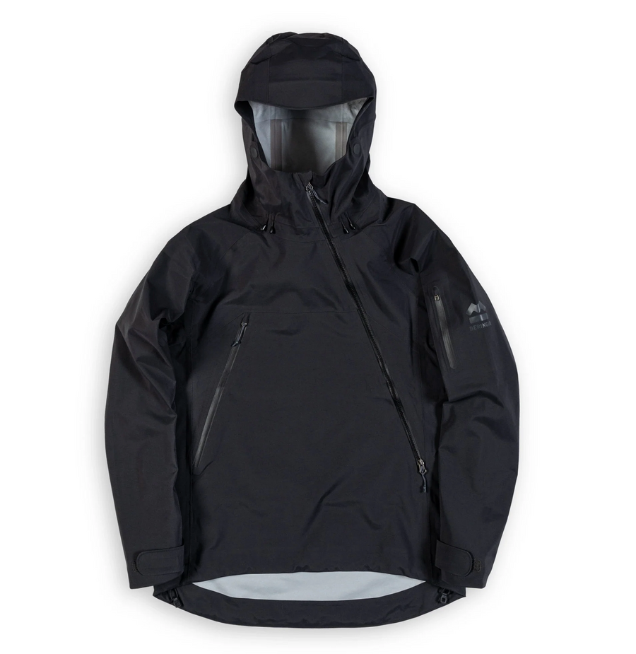 Beringia - TÄSMÄ Anorak Jacket in Meteor Black