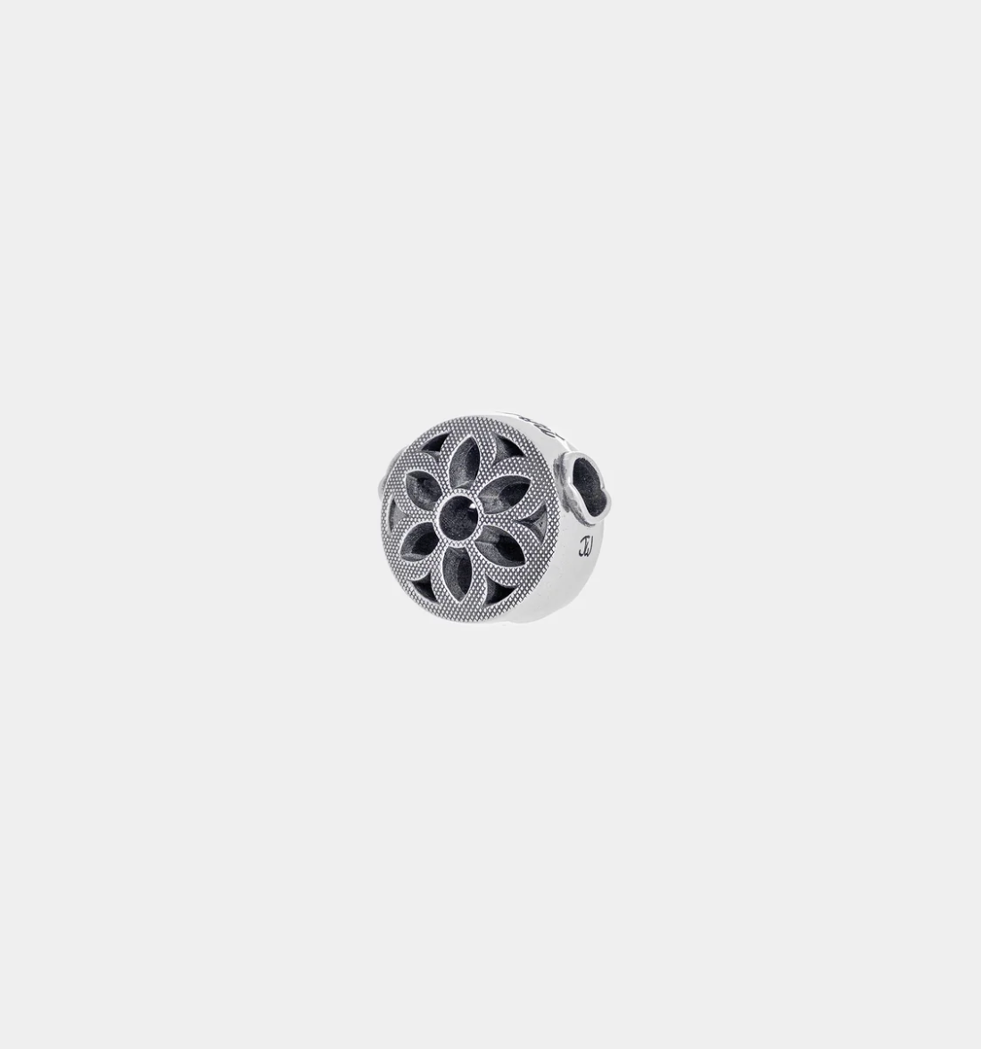 Good Art Hlywd - Ten Times Pendant - 3A Goosebumps - B